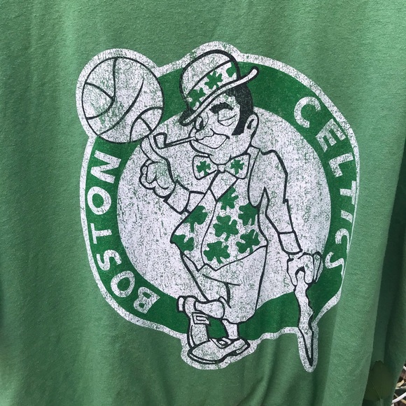 Vintage Boston Celtics Tshirt - Picture 2 of 3